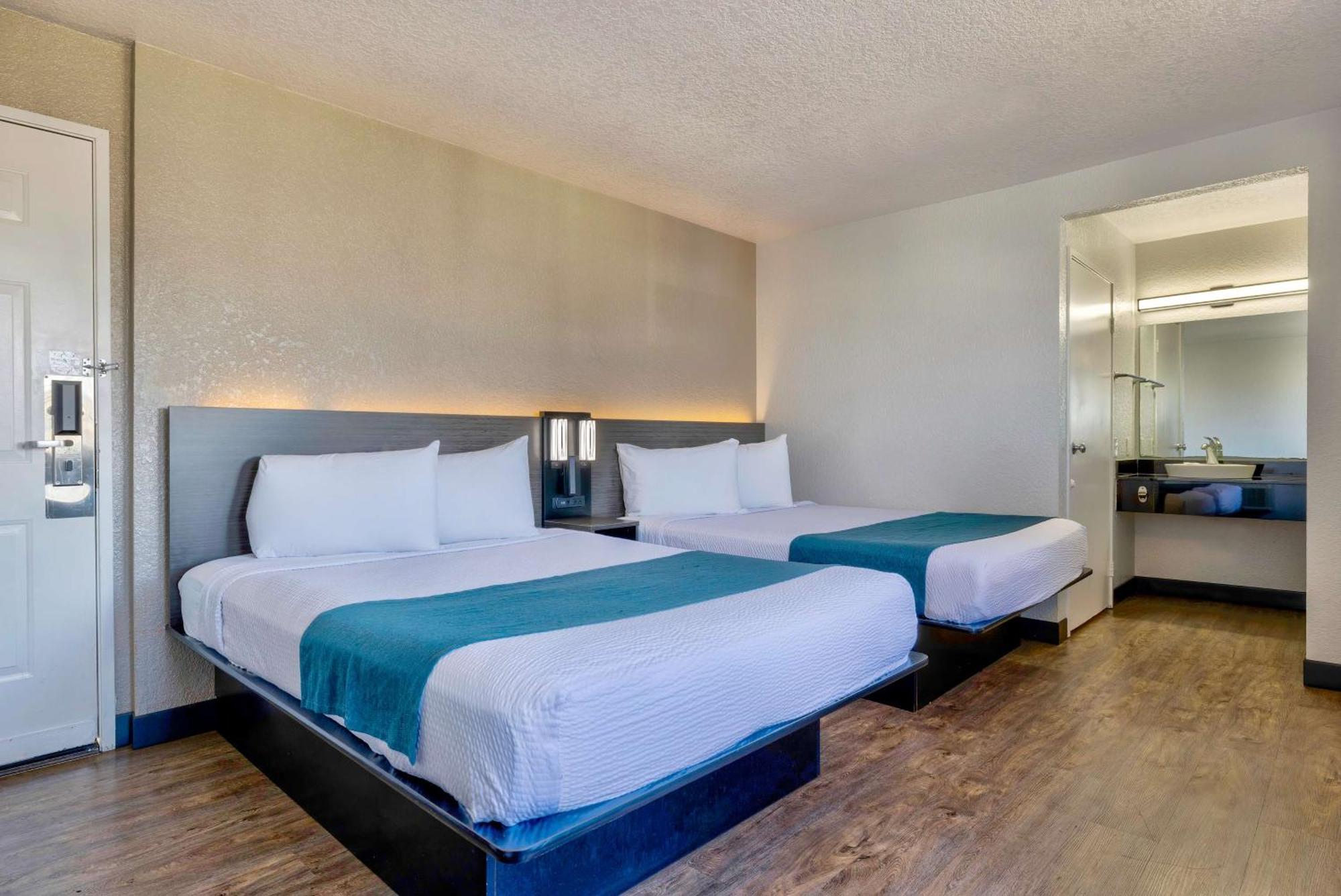 Motel 6-Anaheim, Ca - Fullerton East Εξωτερικό φωτογραφία