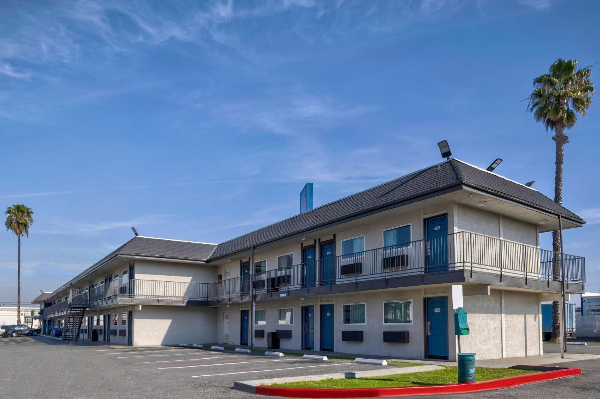 Motel 6-Anaheim, Ca - Fullerton East Εξωτερικό φωτογραφία