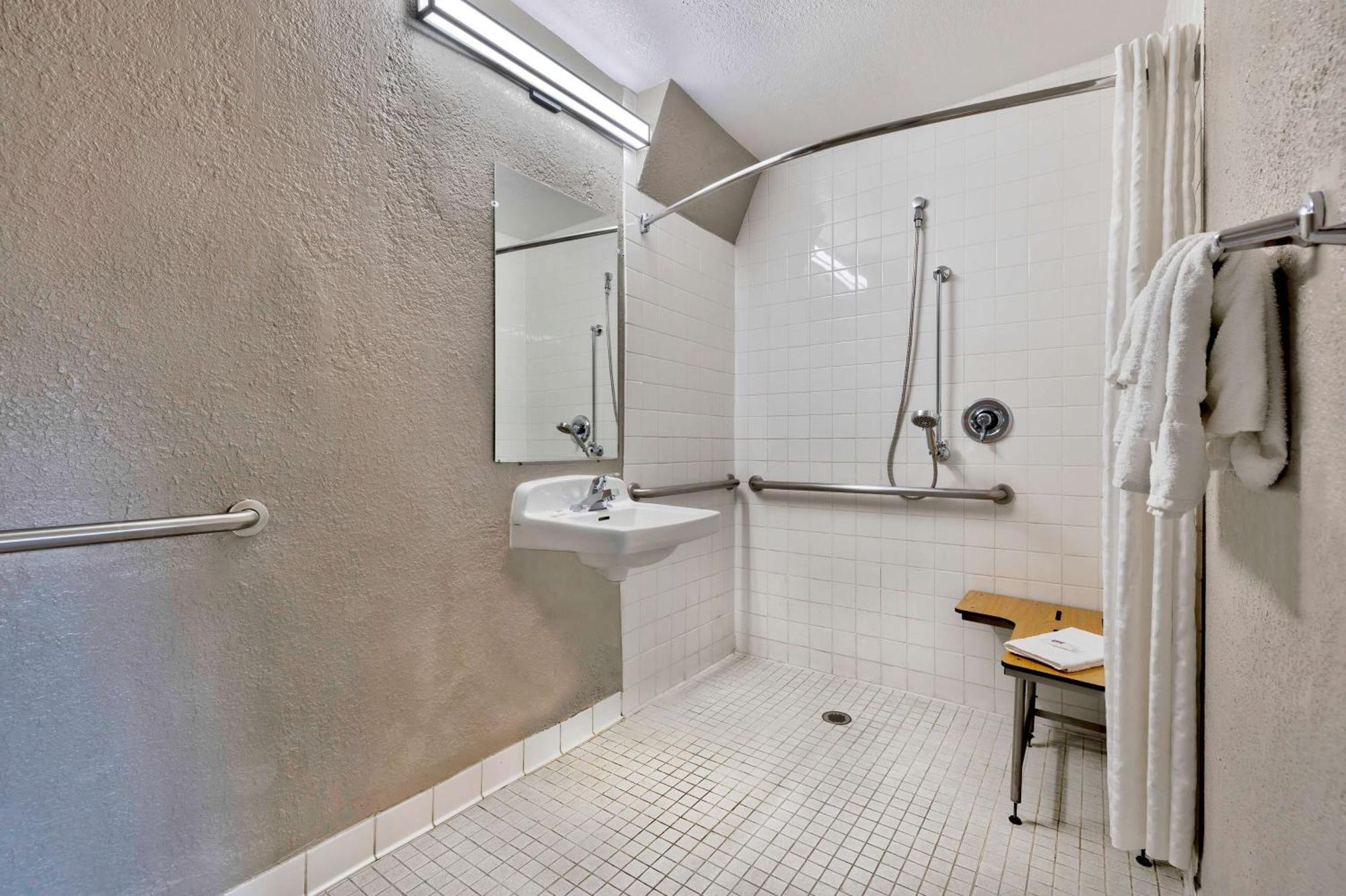 Motel 6-Anaheim, Ca - Fullerton East Εξωτερικό φωτογραφία