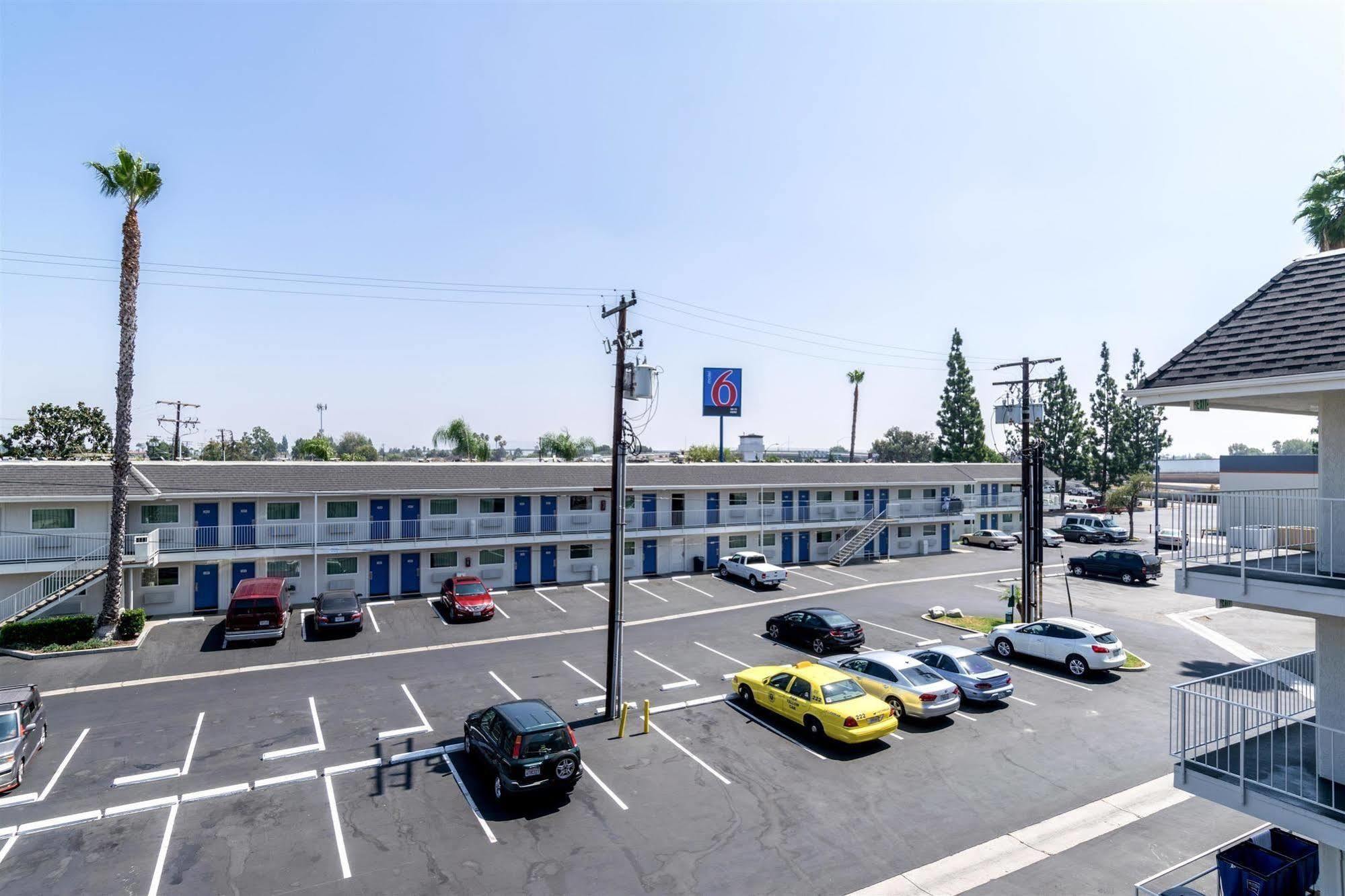 Motel 6-Anaheim, Ca - Fullerton East Εξωτερικό φωτογραφία