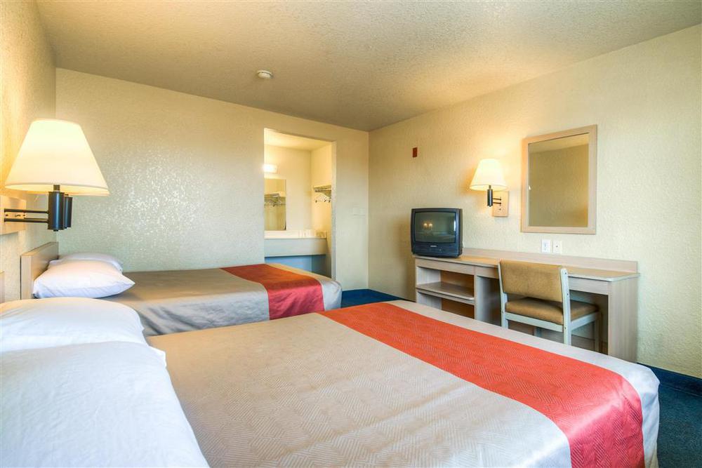 Motel 6-Anaheim, Ca - Fullerton East Δωμάτιο φωτογραφία
